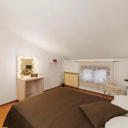 Stunning In With House Sea View Apartment *
